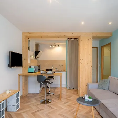 L'ambraga 1 Bedroom - Near *